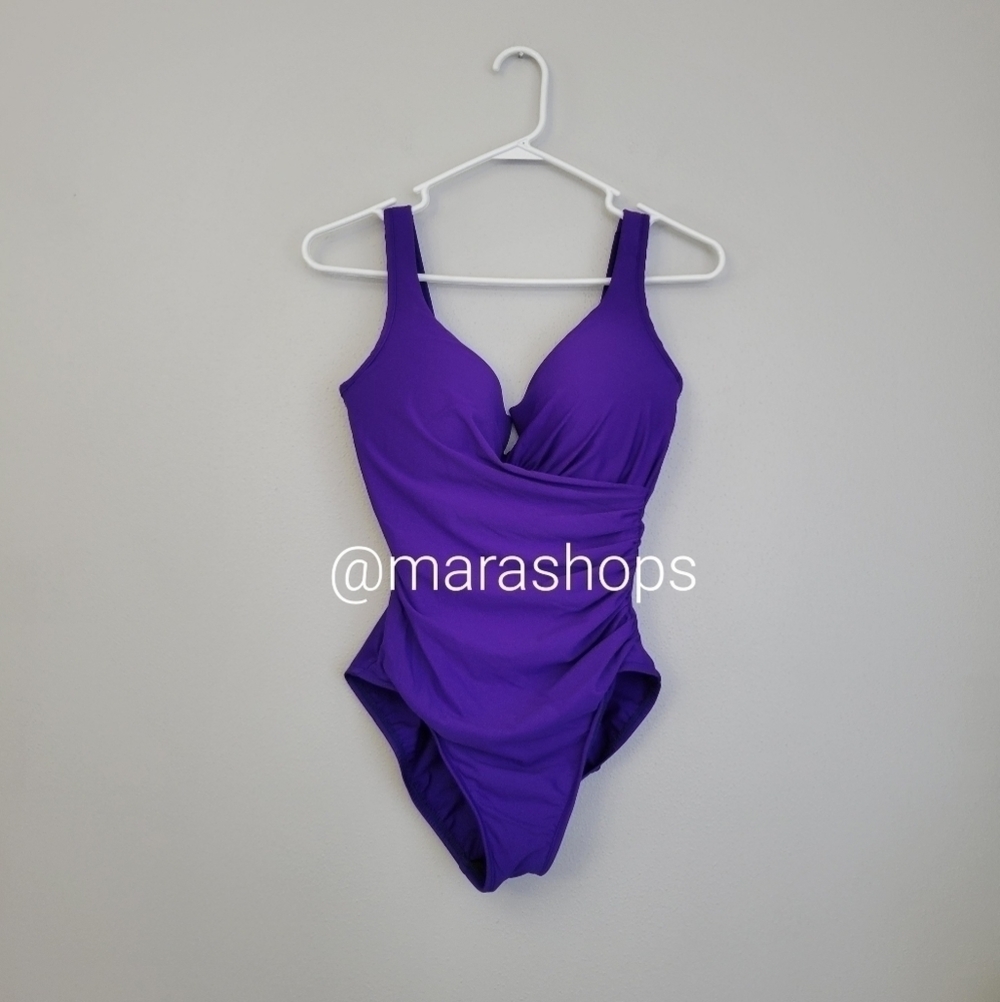 Miraclesuit Solid Escape Underwire One Piece Swim… - image 2